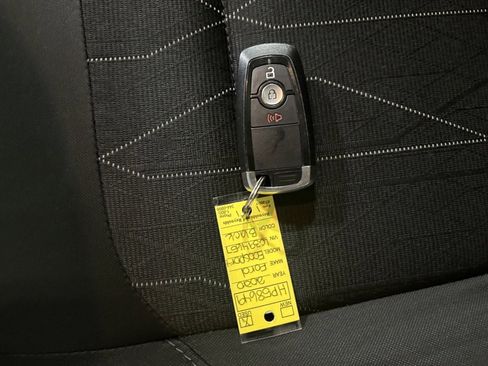Used 2020 Ford EcoSport SE image 9