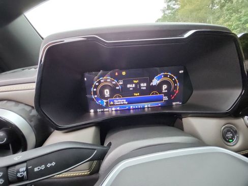 Used 2024 Chevrolet Colorado ZR2 w/ Technology Package image 16