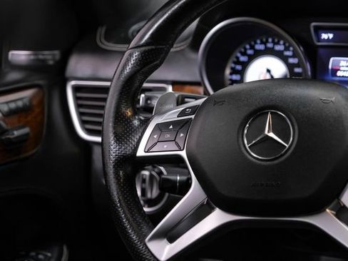 Used 2015 Mercedes-Benz ML 63 AMG 4MATIC image 15