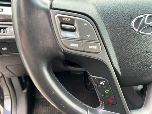 Used 2013 Hyundai Santa Fe Sport image 16