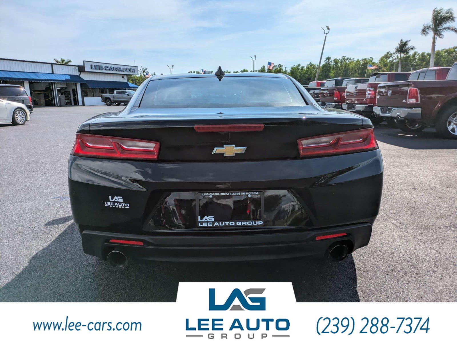 Used 2018 Chevrolet Camaro LT RWD image 4