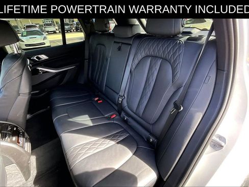 Used 2025 BMW X5 xDrive50e image 28