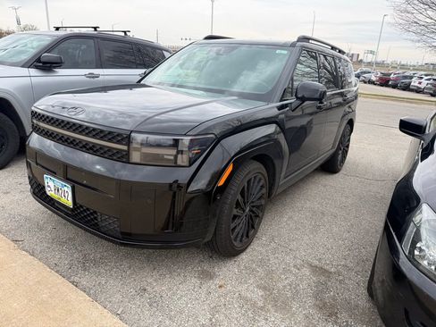 Used 2025 Hyundai Santa Fe Calligraphy image 2