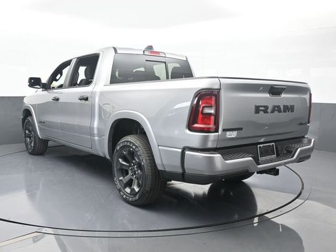 Used 2025 RAM 1500 Big Horn AWD/4WD image 4