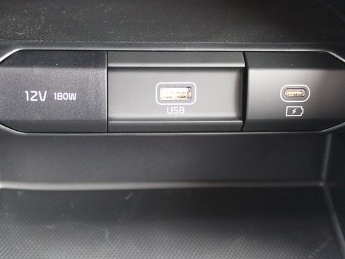 New 2025 Kia Telluride LX image 32