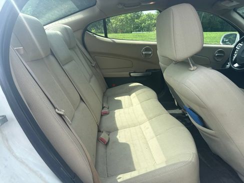 Used 2007 Pontiac Grand Prix w/ Preferred Package FWD image 10