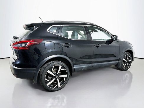 Used 2020 Nissan Rogue Sport SL w/ Premium Package FWD image 7