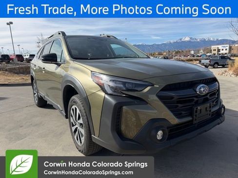 Used 2025 Subaru Outback Premium image 1