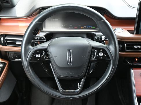 Used 2021 Lincoln Aviator Grand Touring w/ Equipment Group 302A AWD/4WD image 19