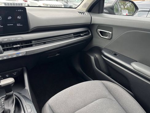 Used 2025 Kia K4 FWD image 35