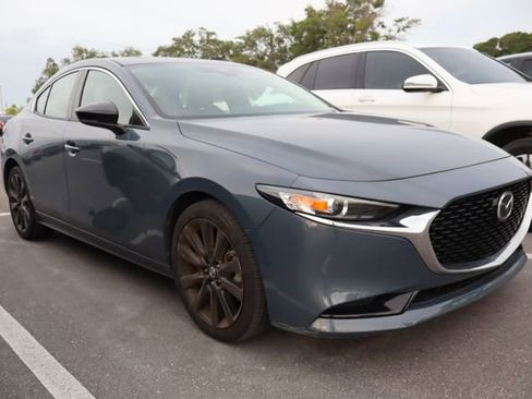 Used 2023 MAZDA MAZDA3 s FWD image 1