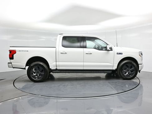 New 2025 Ford F150 Lightning Lariat w/ Max Trailer Tow Package image 28