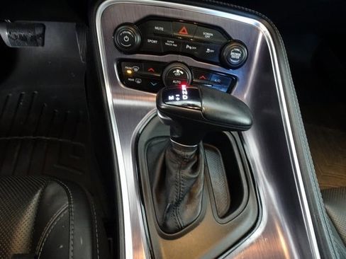 Used 2018 Dodge Challenger GT w/ Driver Convenience Group image 11