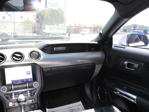 Used 2022 Ford Mustang Premium RWD image 23