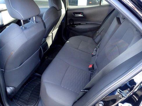 Used 2019 Toyota Corolla SE w/ SE Option Package image 10