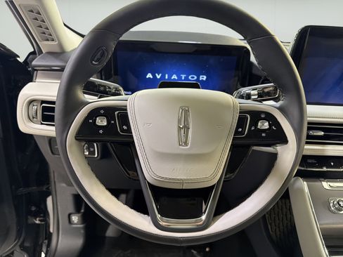 New 2026 Lincoln Aviator 2WD image 13