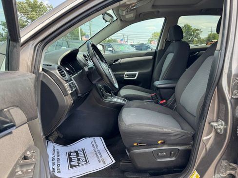 Used 2012 Chevrolet Captiva Sport LT FWD image 15