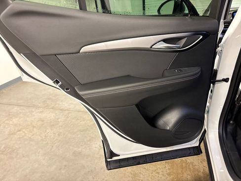 Used 2024 Buick Envision Sport Touring image 38