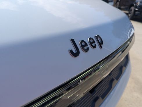 New 2026 Jeep Grand Wagoneer Summit w/ Rear Seat Video Group I AWD/4WD image 26