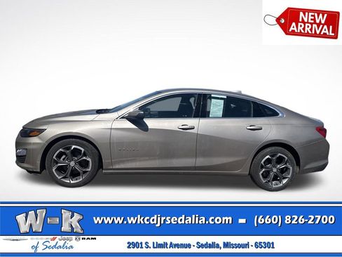 Used 2024 Chevrolet Malibu LT FWD image 9