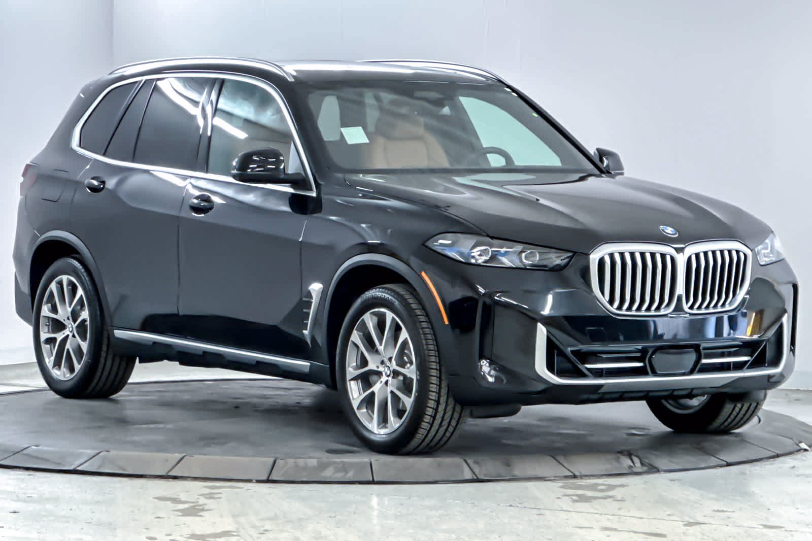 Used 2026 BMW X5 xDrive40i AWD/4WD image 9