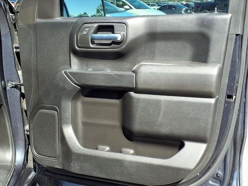 Used 2023 Chevrolet Silverado 1500 Custom AWD/4WD image 12