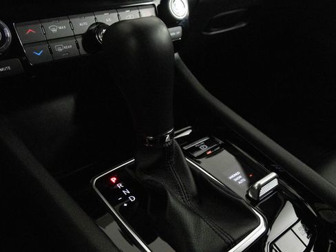 Used 2022 Jeep Compass Altitude w/ Convenience Group image 28