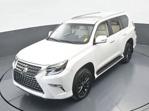 Used 2023 Lexus GX 460 Premium image 54