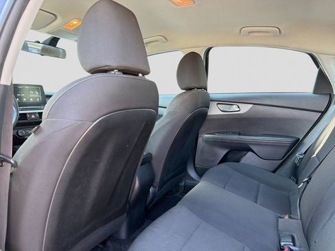 Used 2021 Kia Forte LXS FWD image 20