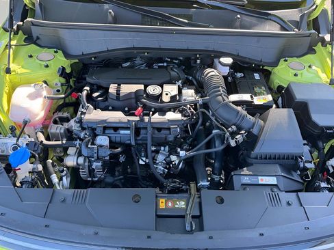 Used 2024 Hyundai Kona Limited image 9