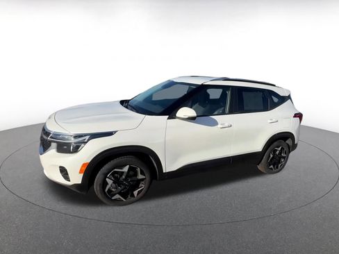 Used 2025 Kia Seltos S image 8