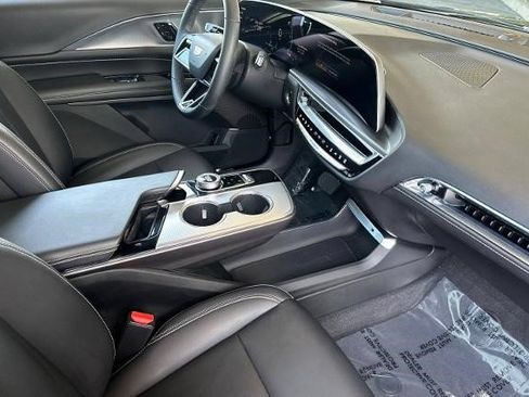 Certified 2024 Cadillac Lyriq Tech w/ Driver Assist Package RWD image 18
