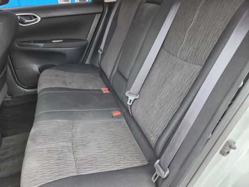 Used 2014 Nissan Sentra SV FWD image 20
