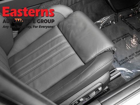 Used 2015 BMW M5 RWD image 44