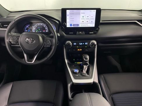 Used 2025 Toyota RAV4 XSE AWD/4WD image 24