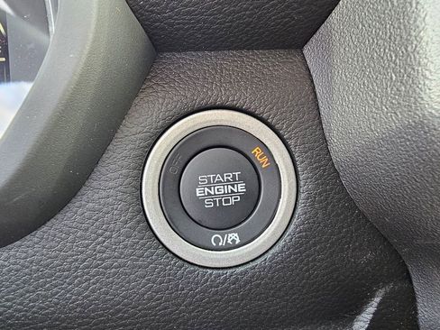 Used 2025 RAM 1500 Big Horn image 17