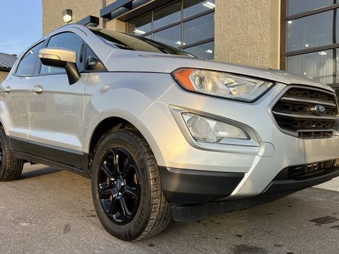 Used 2019 Ford EcoSport SE image 12