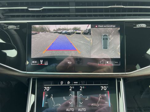 Used 2025 Audi Q8 Premium Plus image 19