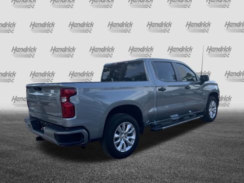 Used 2025 Chevrolet Silverado 1500 Custom image 10