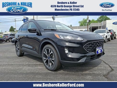 Certified 2022 Ford Escape SEL w/ SEL Stealth AWD Package image 1