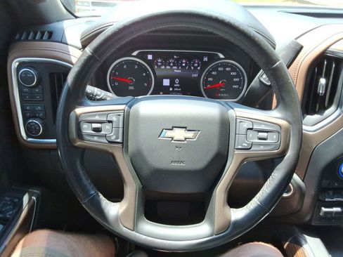 Used 2020 Chevrolet Silverado 2500 High Country w/ Z71 Off-Road Package AWD/4WD image 28