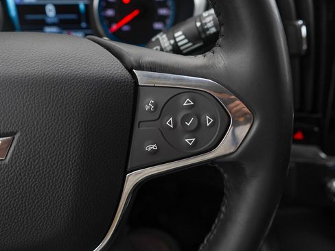 Used 2019 Chevrolet Traverse LT AWD/4WD image 25