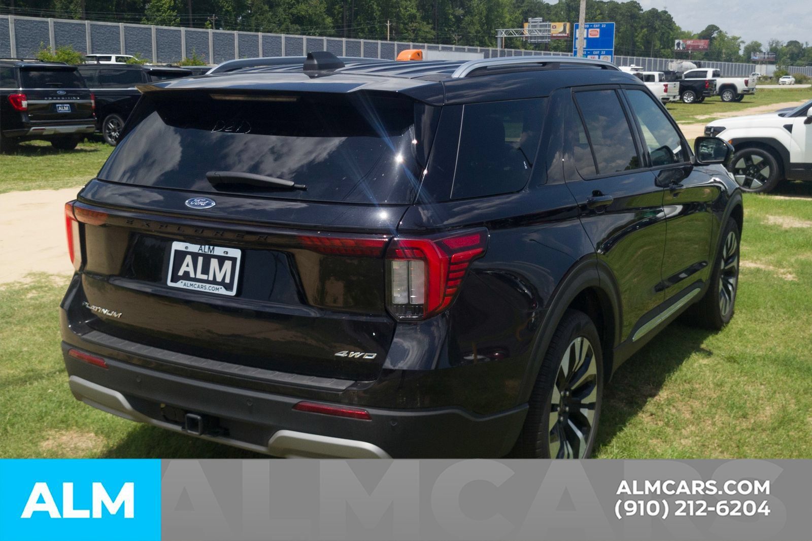 Used 2026 Ford Explorer Platinum w/ LUX Leather Package AWD/4WD image 5
