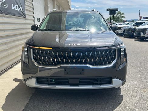 New 2026 Kia Carnival EX image 2