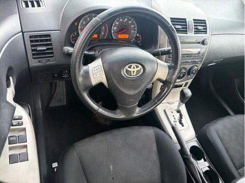 Used 2010 Toyota Corolla S image 2