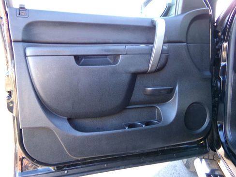 Used 2012 GMC Sierra 2500 SLE w/ SLE Preferred Package image 9