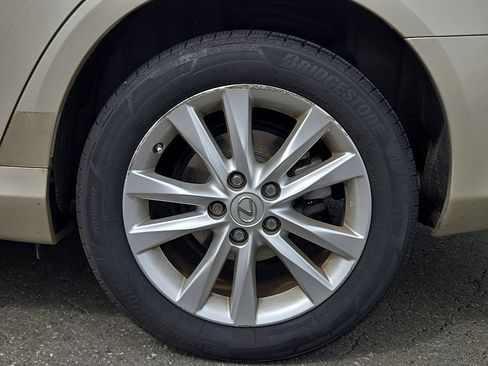 Used 2011 Lexus ES 350 FWD image 9