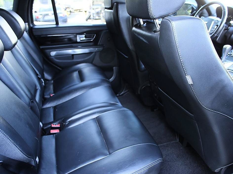 Used 2013 Land Rover Range Rover Sport HSE AWD/4WD image 20