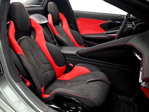 Used 2024 Chevrolet Corvette Z06 w/ Stealth Interior Trim Package RWD image 11