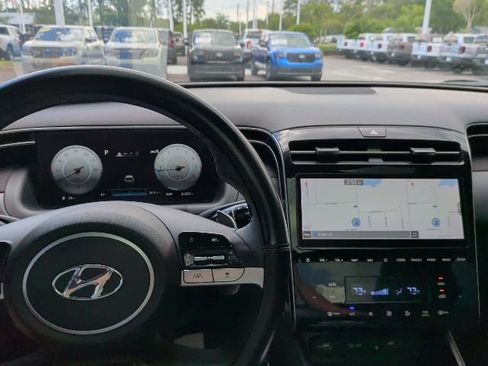 Used 2022 Hyundai Tucson Limited FWD image 21
